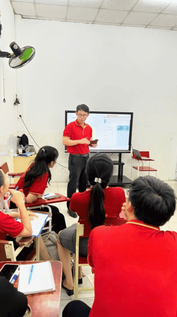 lop hoc toeic 4 ky nang.jpg